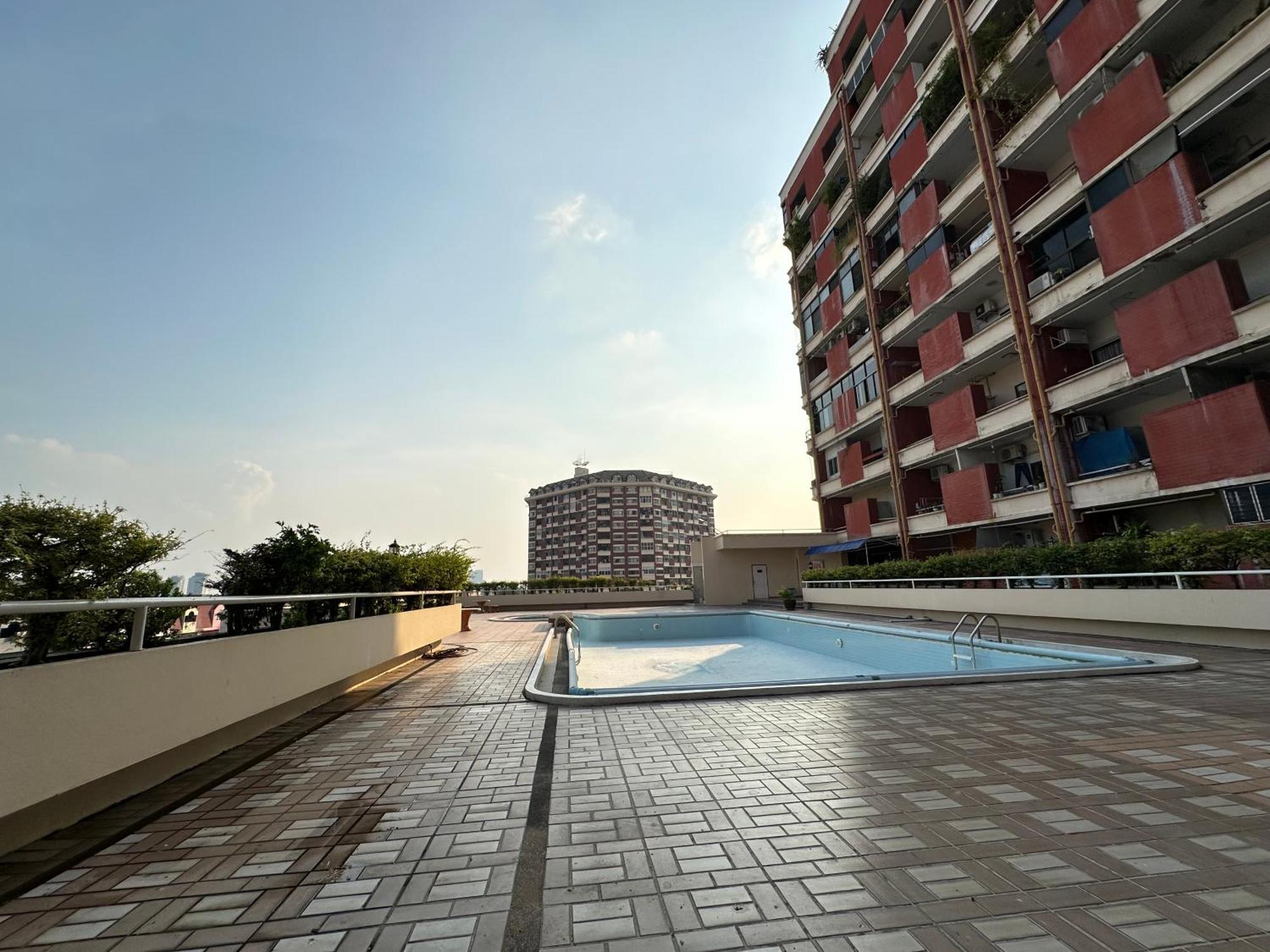 Country Complex Bangna Banguecoque Exterior foto
